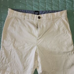 GAP Men's Tan Chinos